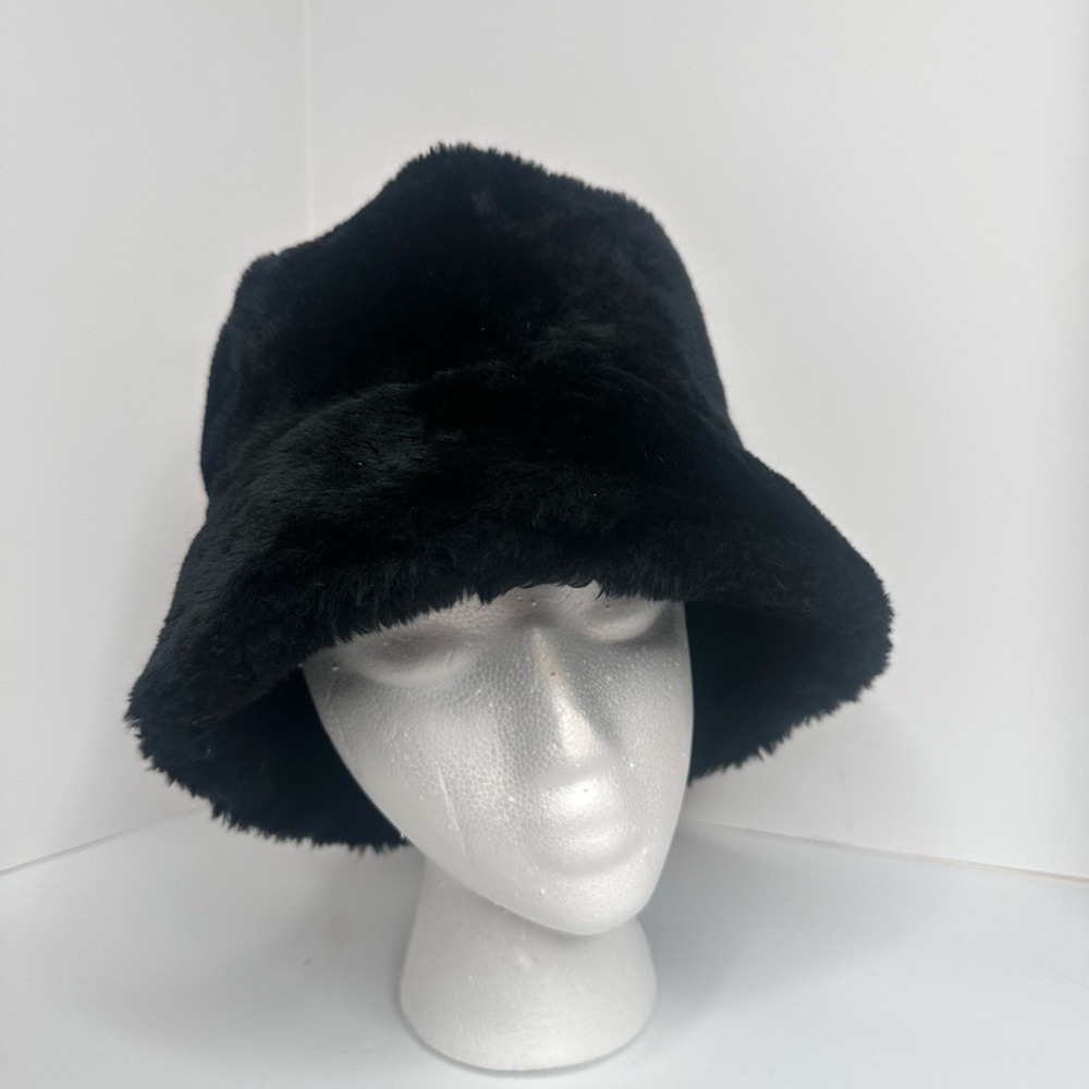 Black Faux Fur Bucket Hat Vintage Style Winter Cloche Fuzzy Plush Cap OS